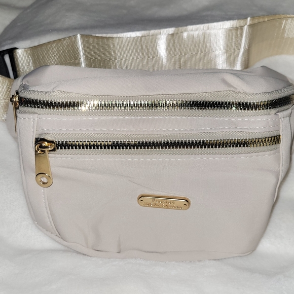 Belt Bag - Picture 3 of 3